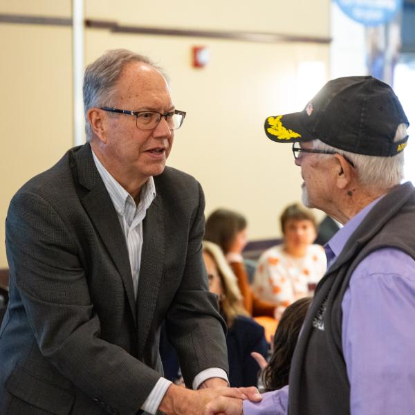 Mayor John Pribonic honors veteran